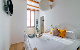 Casa Allegra_bilocale in centro con posto auto